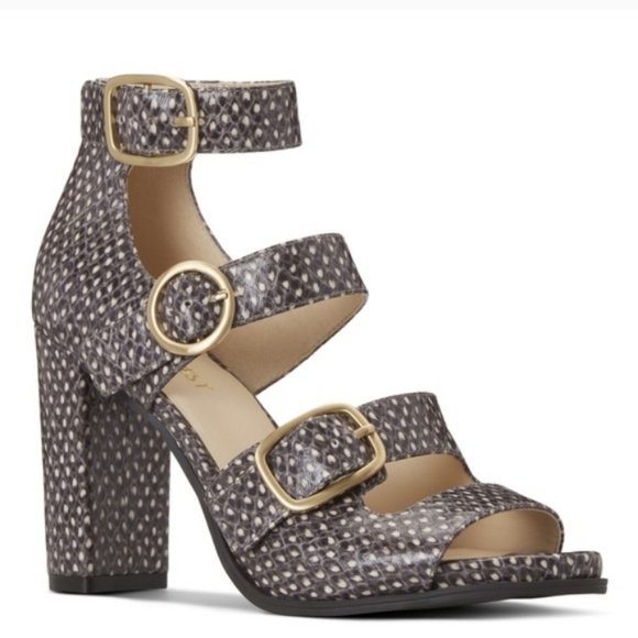 Nine West Shoes - NINE WEST Strappy Feather Print Sandals NWOT